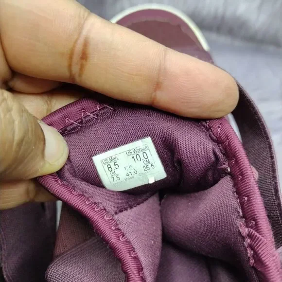 Vans Ultrarange Gore Slip On Sneakers Women's Size 10 Burgundy - Picture 8 of 8